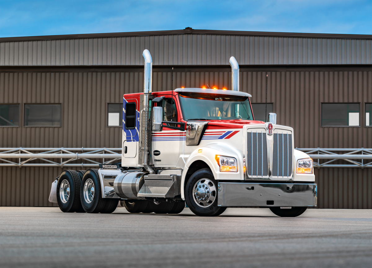 Heavy semi truck and drop deck trailer
